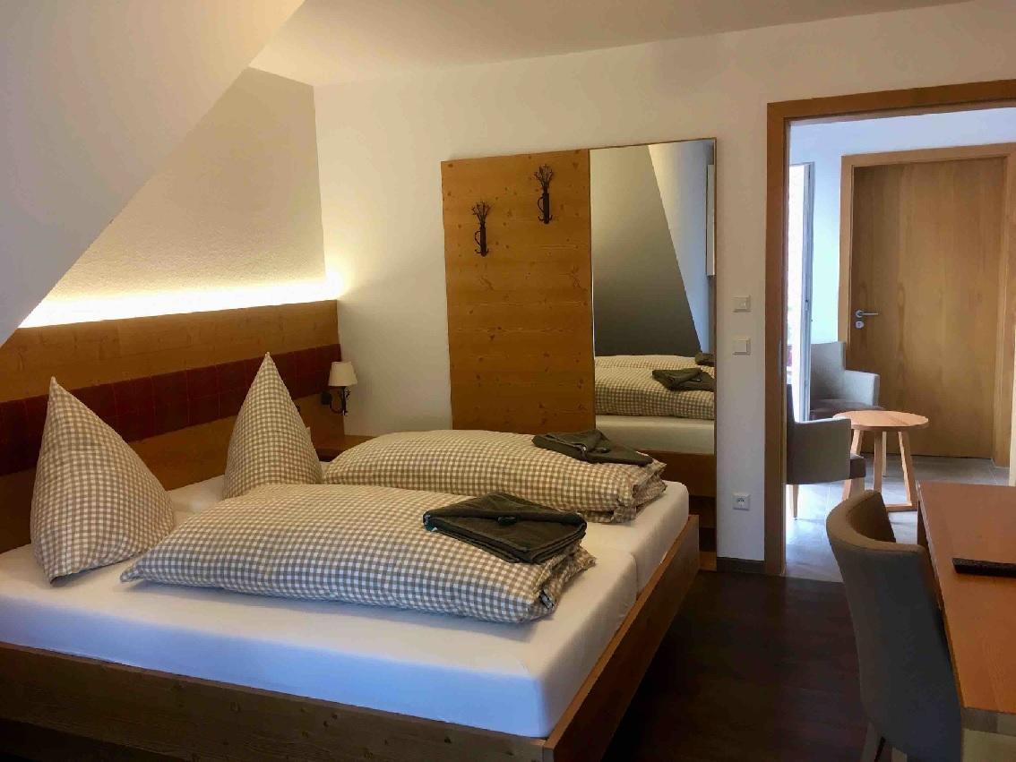 Landgasthof Linde Hepbach, Hotel&restaurant Herberg